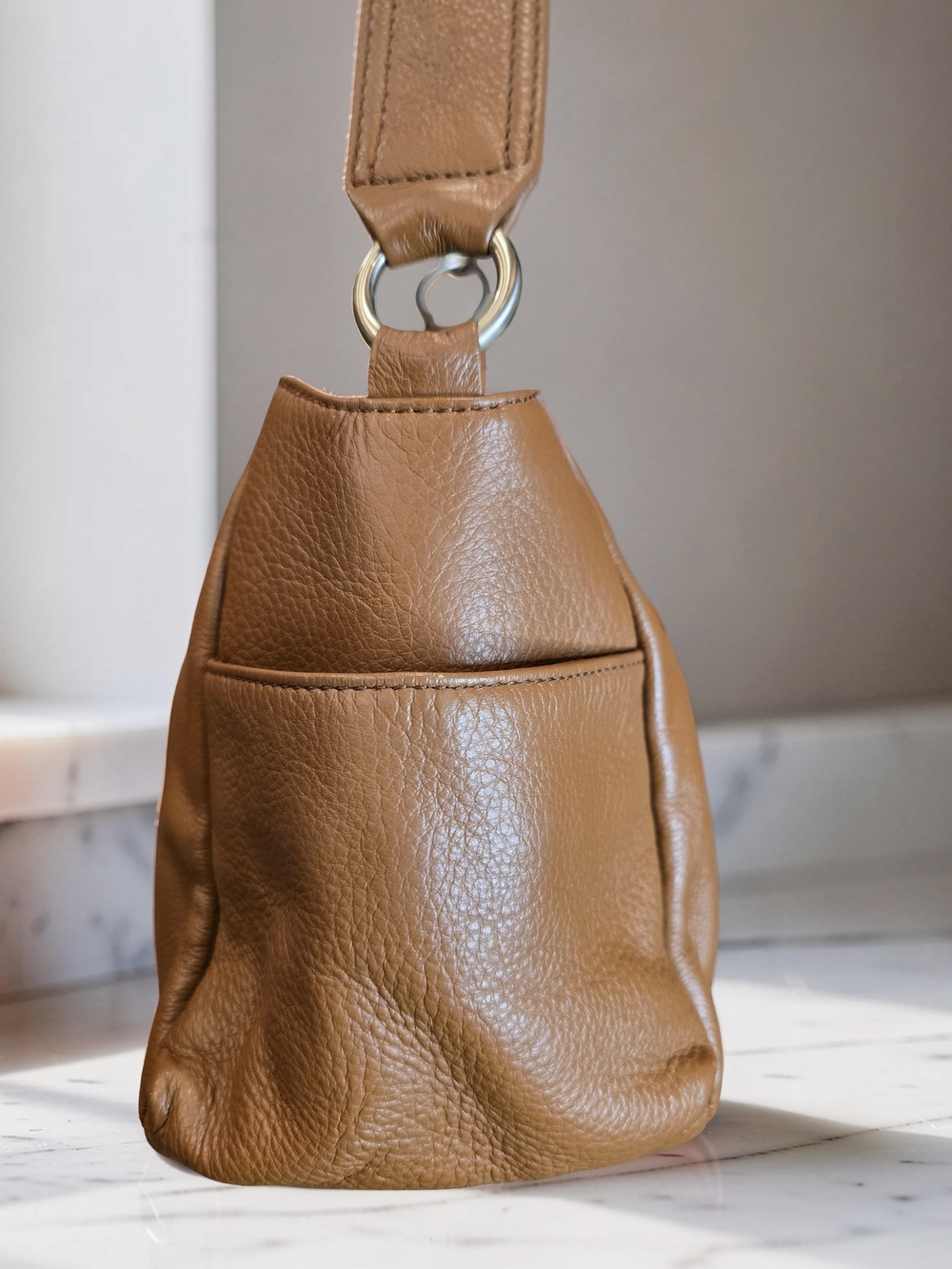 HOBO International Caramel Leather Slouchy Shoulder Bag - Picture 4 of 16